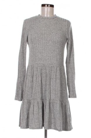 Rochie C&A, Mărime S, Culoare Gri, Preț 39,99 Lei