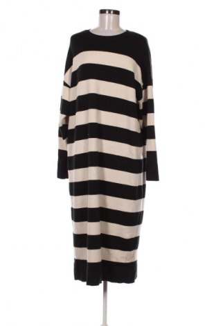 Kleid Christian Berg, Größe XL, Farbe Mehrfarbig, Preis 30,99 €