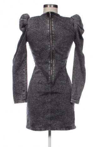Kleid Cropp, Größe M, Farbe Grau, Preis 14,99 €