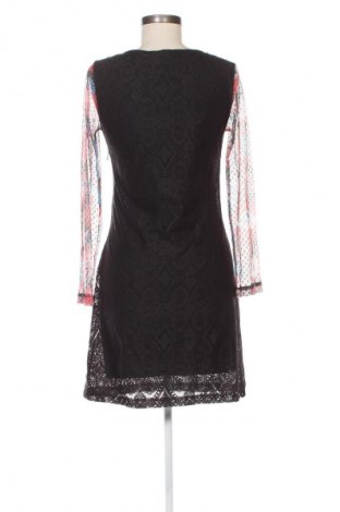 Šaty  Desigual, Velikost M, Barva Vícebarevné, Cena  1 329,00 Kč