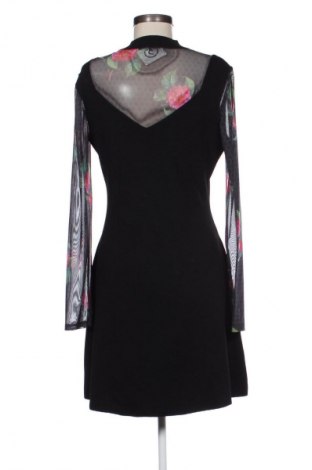 Рокля Desigual, Размер XL, Цвят Черен, Цена 82,03 лв.