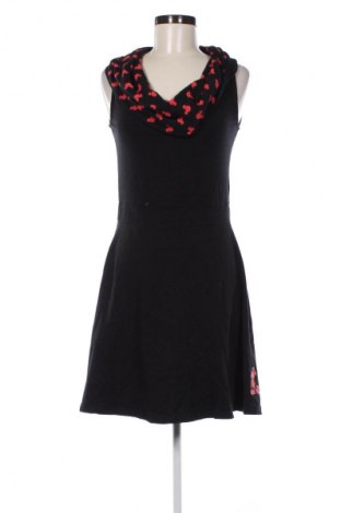 Φόρεμα Disney, Μέγεθος M, Χρώμα Μαύρο, Τιμή 18,99 €