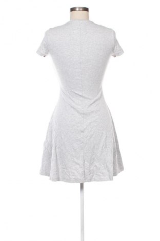 Φόρεμα Fb Sister, Μέγεθος S, Χρώμα Γκρί, Τιμή 18,99 €