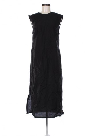 Sukienka Filippa K, Rozmiar L, Kolor Czarny, Cena 674,99 zł