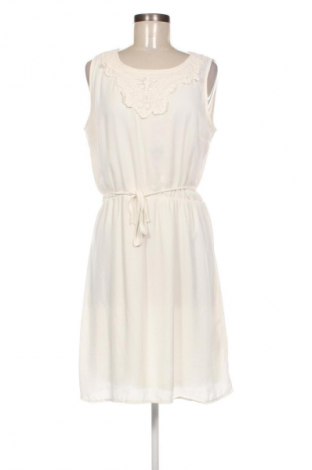 Kleid Flame, Größe L, Farbe Weiß, Preis 20,99 €