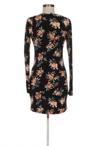 Φόρεμα Forever 21, Μέγεθος M, Χρώμα Πολύχρωμο, Τιμή 17,99 €