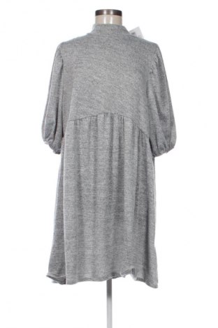 Ruha George, Méret XXL, Szín Szürke, Ár 11 461 Ft