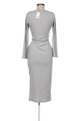 Kleid George Maternity, Größe M, Farbe Grau, Preis 31,99 €