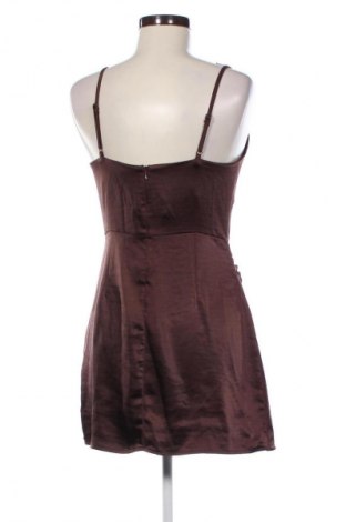 Kleid Gina Tricot, Größe M, Farbe Braun, Preis 12,99 €