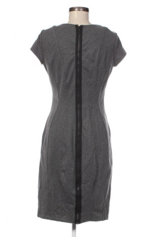 Kleid H&M, Größe M, Farbe Grau, Preis 20,99 €