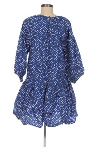 Рокля H&M, Размер M, Цвят Многоцветен, Цена 29,00 лв.