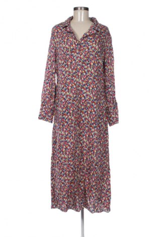 Рокля H&M, Размер M, Цвят Многоцветен, Цена 28,38 лв.