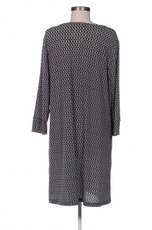 Рокля H&M, Размер M, Цвят Многоцветен, Цена 29,08 лв.