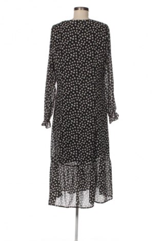 Рокля H&M Divided, Размер XL, Цвят Многоцветен, Цена 48,99 лв.