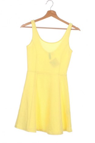 Рокля H&M Divided, Размер XXS, Цвят Жълт, Цена 29,99 лв.