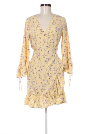 Рокля H&M Divided, Размер M, Цвят Многоцветен, Цена 13,99 лв.