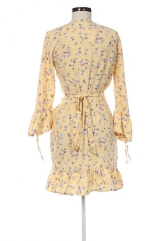 Рокля H&M Divided, Размер M, Цвят Многоцветен, Цена 13,99 лв.