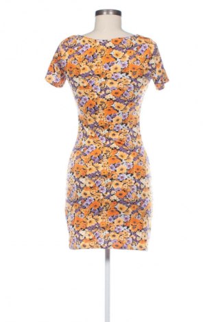Kleid H&M Divided, Größe S, Farbe Mehrfarbig, Preis 20,99 €
