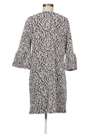 Kleid Hema, Größe M, Farbe Mehrfarbig, Preis € 9,99