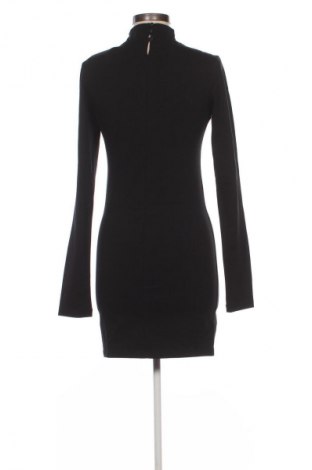 Sukienka MYLAVIE by Sarah Harrison, Rozmiar M, Kolor Czarny, Cena 303,99 zł