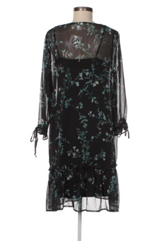 Kleid Mamalicious, Größe M, Farbe Mehrfarbig, Preis 18,99 €
