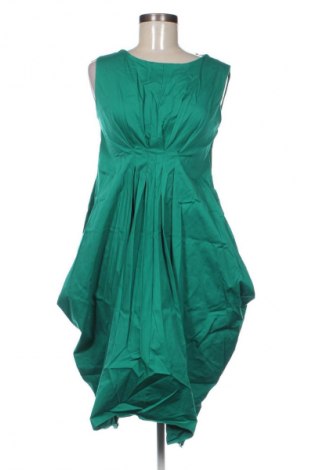 Kleid Mat, Größe M, Farbe Grün, Preis 24,27 €