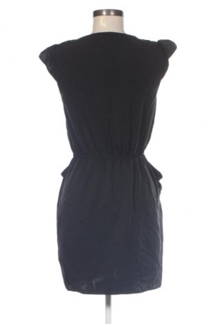 Kleid New Look, Größe M, Farbe Schwarz, Preis 15,99 €