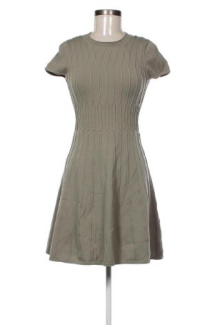 Kleid Nikkie, Größe M, Farbe Grün, Preis 41,60 €