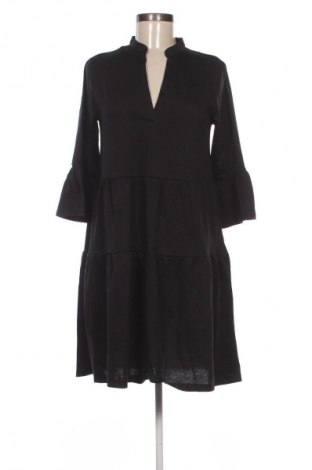 Kleid Novila, Größe M, Farbe Schwarz, Preis 31,99 €