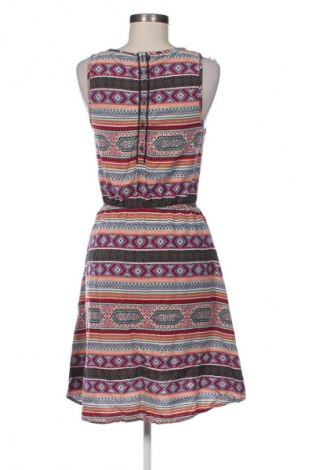 Sukienka ONLY, Rozmiar M, Kolor Kolorowy, Cena 57,99 zł