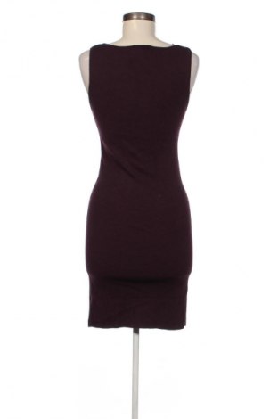 Kleid Phase Eight, Größe M, Farbe Rot, Preis 56,99 €