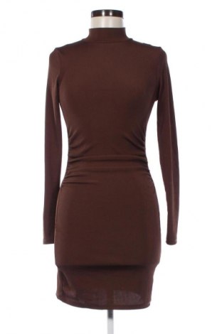 Rochie Pull&Bear, Mărime M, Culoare Maro, Preț 98,99 Lei