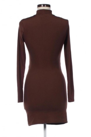 Rochie Pull&Bear, Mărime M, Culoare Maro, Preț 98,99 Lei