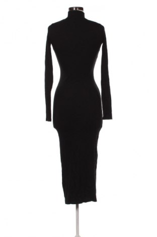 Kleid Pull&Bear, Größe S, Farbe Schwarz, Preis € 13,99