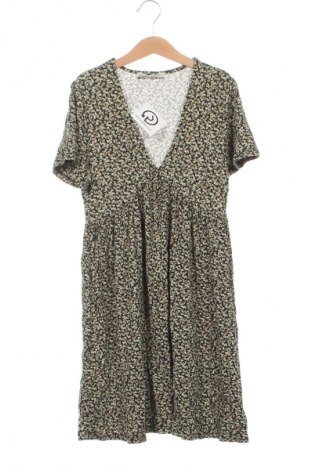 Sukienka Pull&Bear, Rozmiar XS, Kolor Kolorowy, Cena 95,99 zł