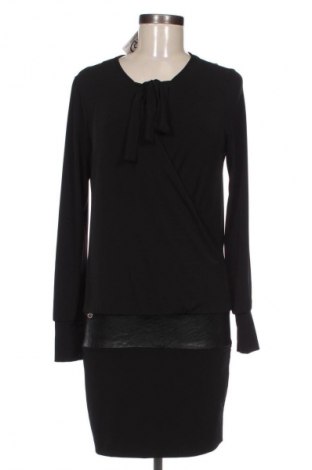 Kleid Rinascimento, Größe L, Farbe Schwarz, Preis 21,06 €