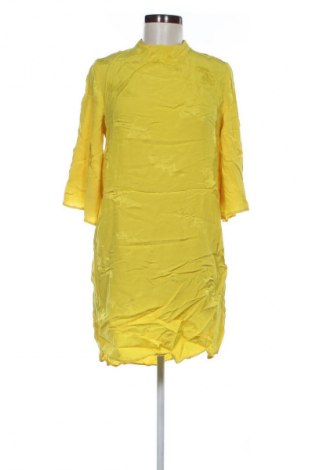 Φόρεμα River Island, Μέγεθος L, Χρώμα Κίτρινο, Τιμή 30,99 €