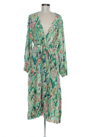 Kleid SHEIN, Größe 4XL, Farbe Mehrfarbig, Preis 17,99 €