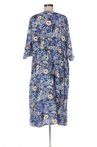 Sukienka SHEIN, Rozmiar 3XL, Kolor Kolorowy, Cena 95,99 zł