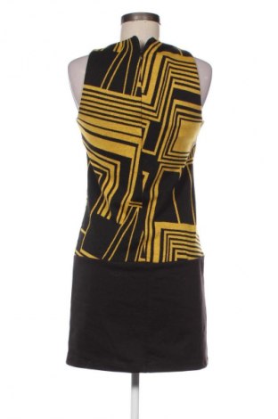 Kleid Sarah Chole, Größe M, Farbe Mehrfarbig, Preis 23,99 €
