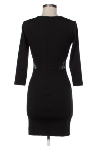 Sukienka Stradivarius, Rozmiar M, Kolor Czarny, Cena 19,99 zł