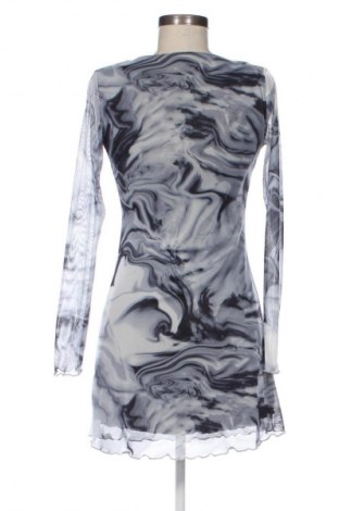 Kleid Stradivarius, Größe S, Farbe Mehrfarbig, Preis 14,40 €