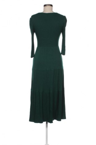 Φόρεμα Stradivarius, Μέγεθος S, Χρώμα Πράσινο, Τιμή 17,06 €