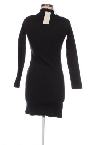 Kleid Trendyol, Größe M, Farbe Schwarz, Preis 65,05 €