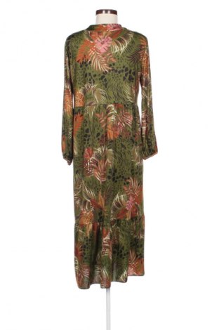 Kleid Tricia, Größe M, Farbe Mehrfarbig, Preis 15,00 €
