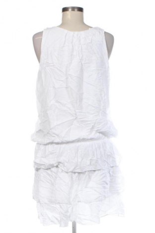 Kleid Unbranded, Größe M, Farbe Weiß, Preis 20,99 €
