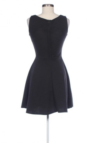 Ruha Unbranded, Méret S, Szín Fekete, Ár 5 759 Ft