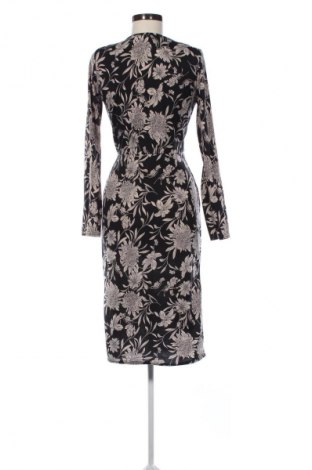 Kleid Unbranded, Größe M, Farbe Mehrfarbig, Preis 20,99 €