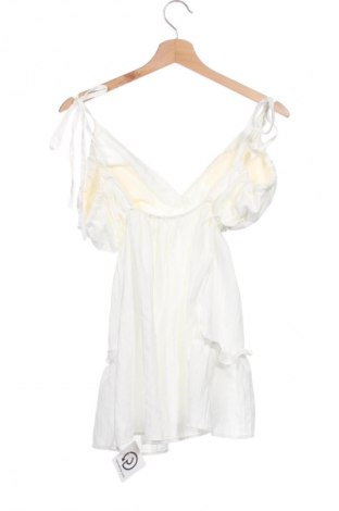 Ruha Unbranded, Méret XS, Szín Fehér, Ár 6 155 Ft