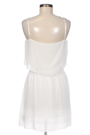Ruha Unbranded, Méret M, Szín Fehér, Ár 7 879 Ft